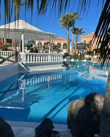 Apartamento Cozy In Tenerife Royal Garden Playa de las Americas (Tenerife)